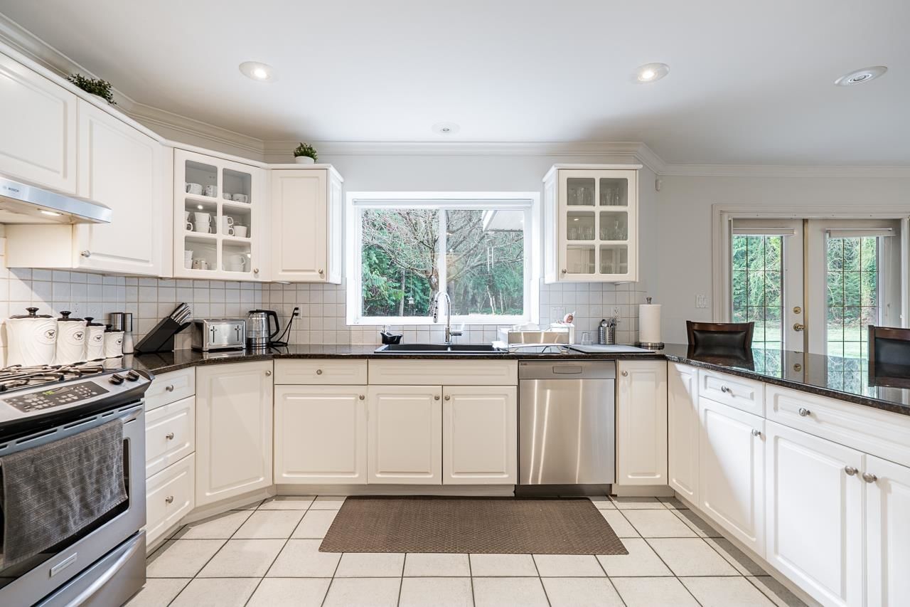 Listing Image 11