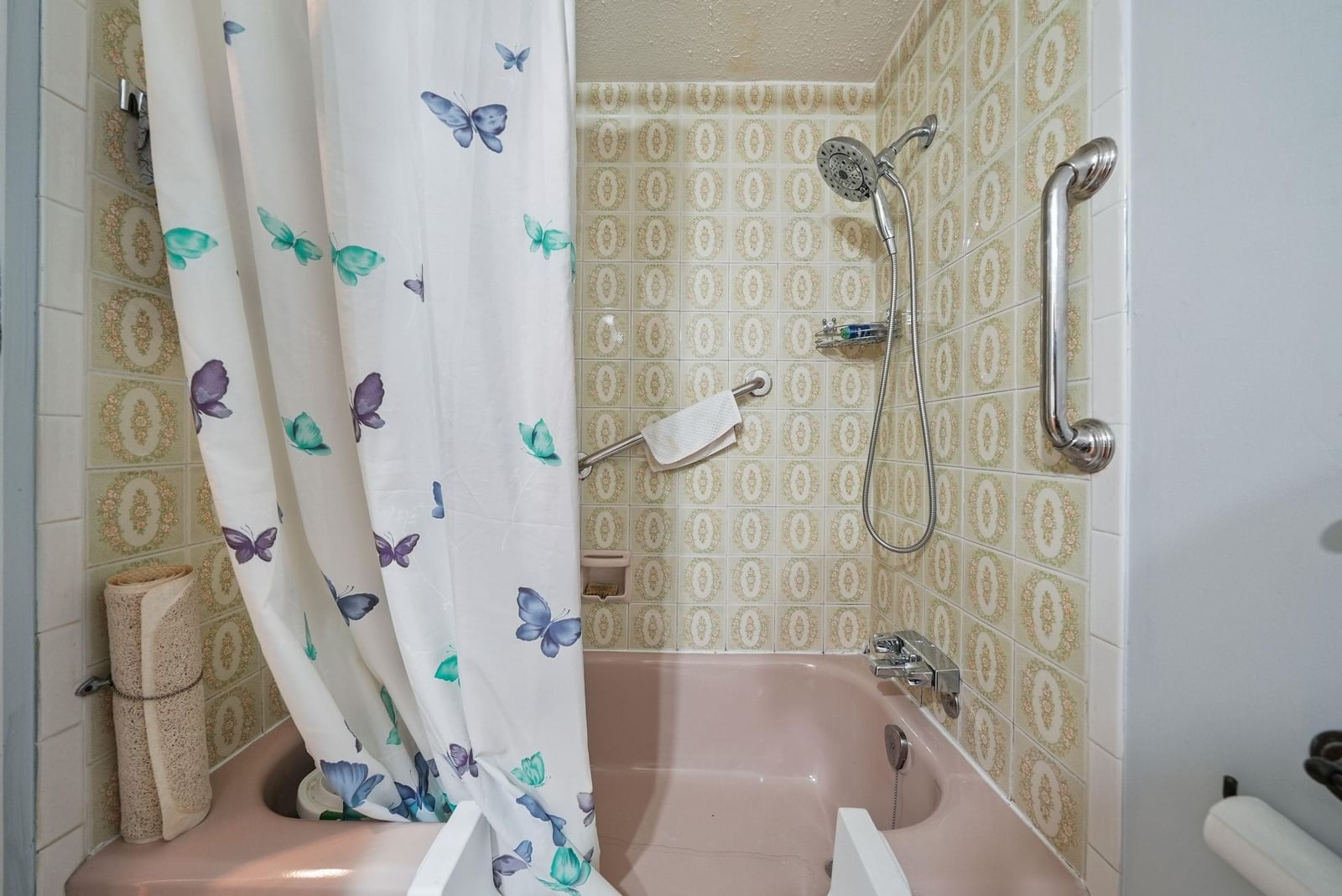 Listing Image 15