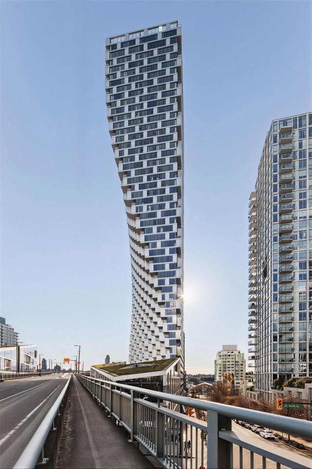 1001 - 1480 Howe Street