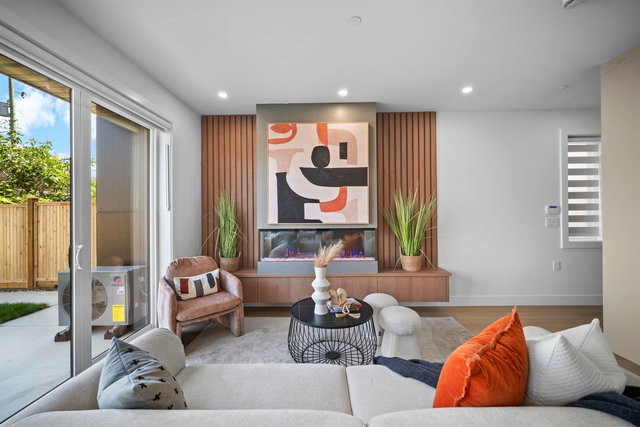 1 - 3563 25th Avenue E