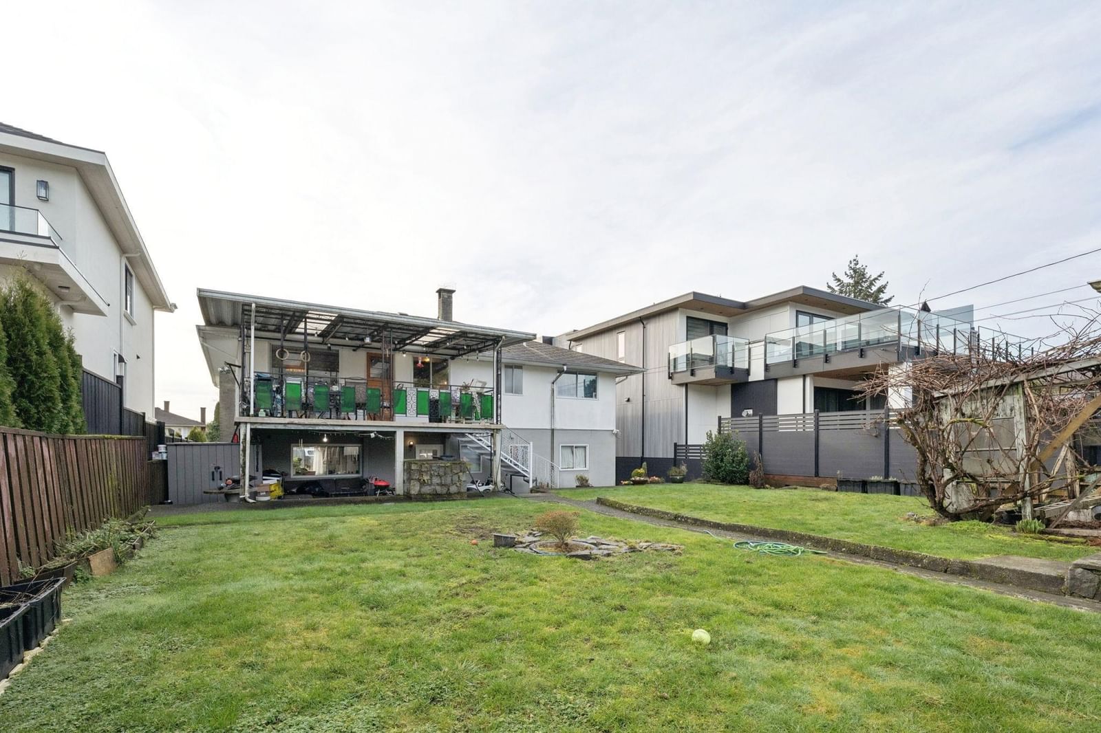 Listing Image 22
