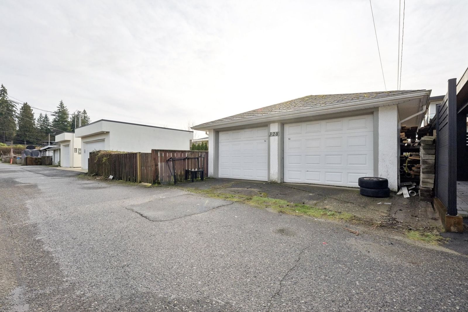 Listing Image 24
