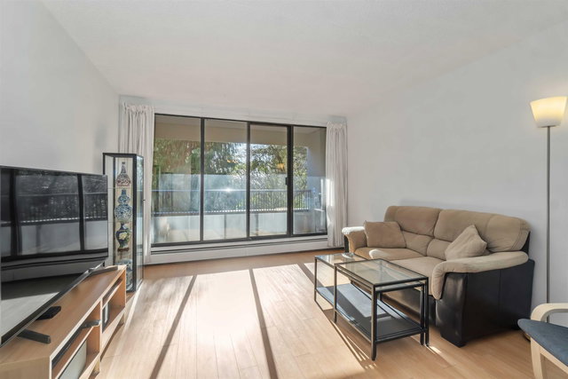 205 - 6595 Willingdon Avenue