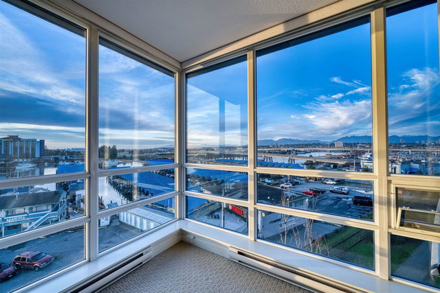 808 - 3333 Corvette Way