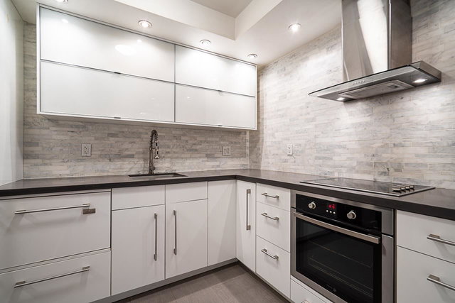 103 - 808 8th Avenue E