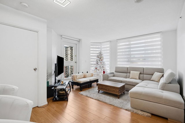 1402 - 828 Agnes Street