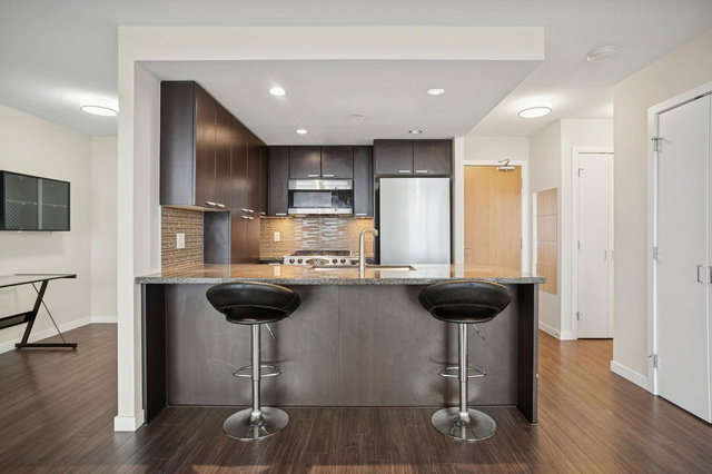 2102 - 2232 Douglas Road