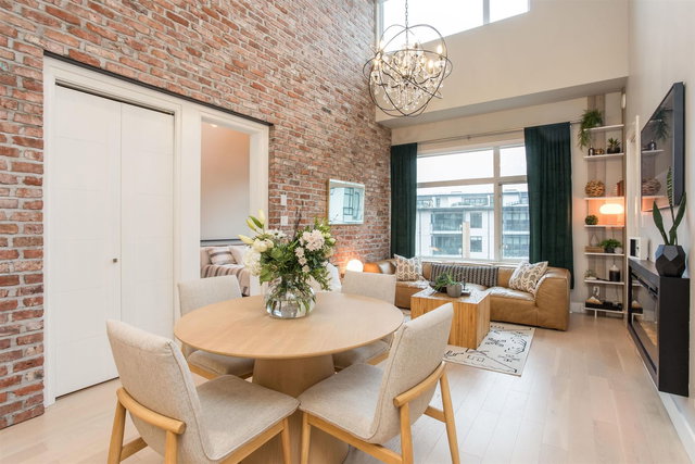 414 - 262 Salter Street