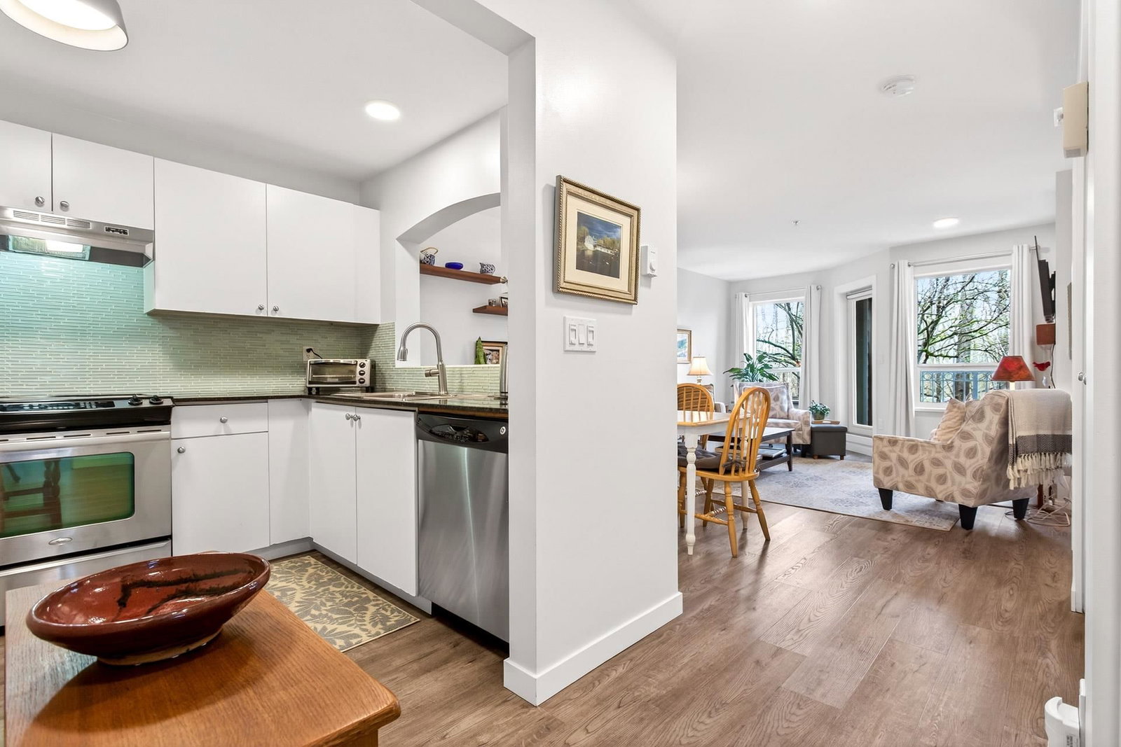 Listing Image 15