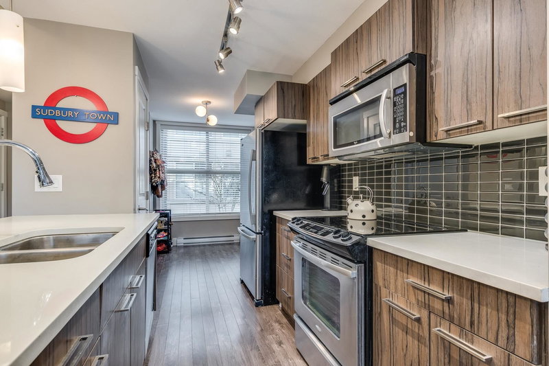 208 - 2110 Rowland Street, Port Coquitlam, V3C 0C2 | Image 3