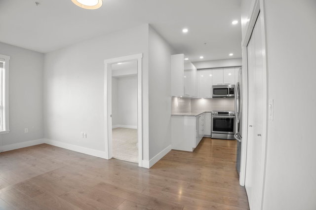 306 - 22315 122 Avenue