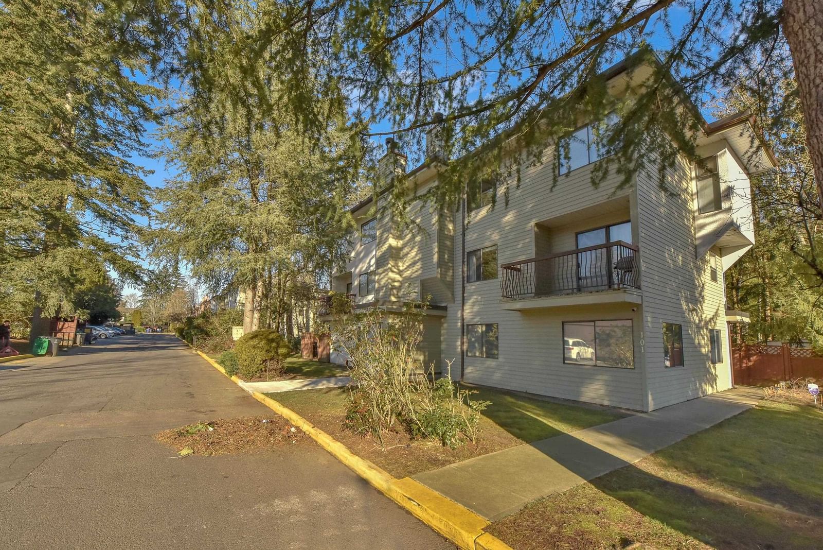 Listing Image 25