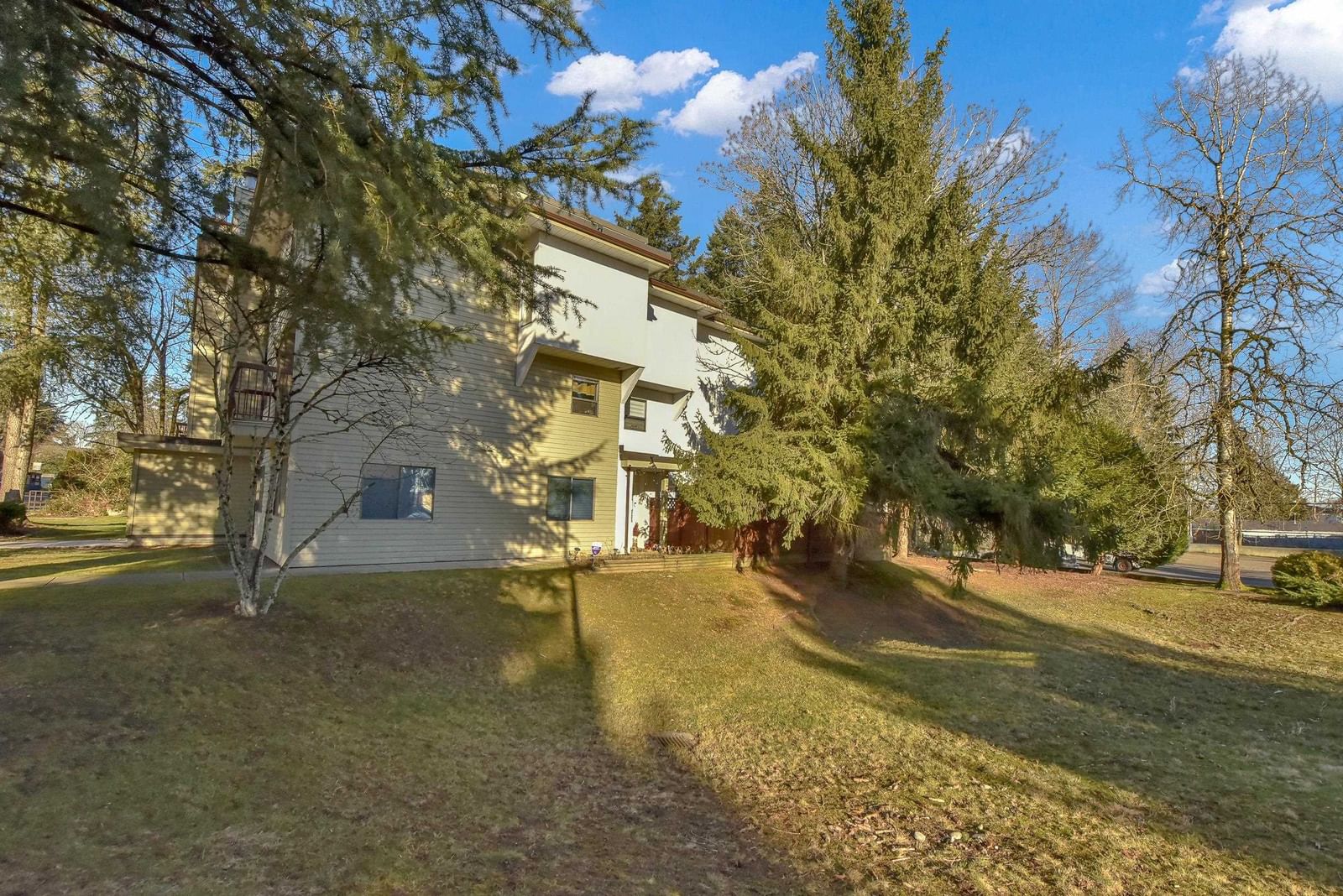 Listing Image 27