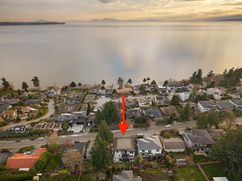 13169 Marine Drive, Surrey, V4A 1E6 | Image 2