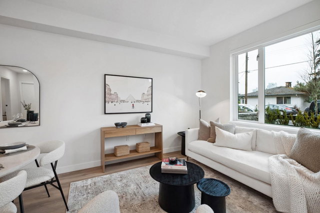 104 - 715 Ducklow Street