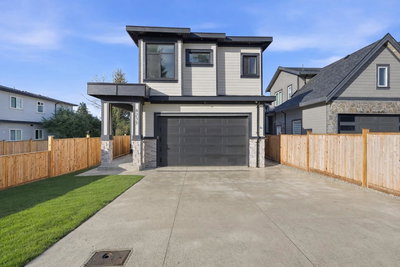 8233 114 Street | Delta | Image
