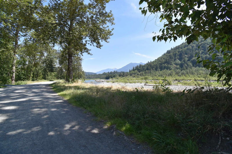 44696 Vandell Drive, Chilliwack, V2R 0T4 | Image 3