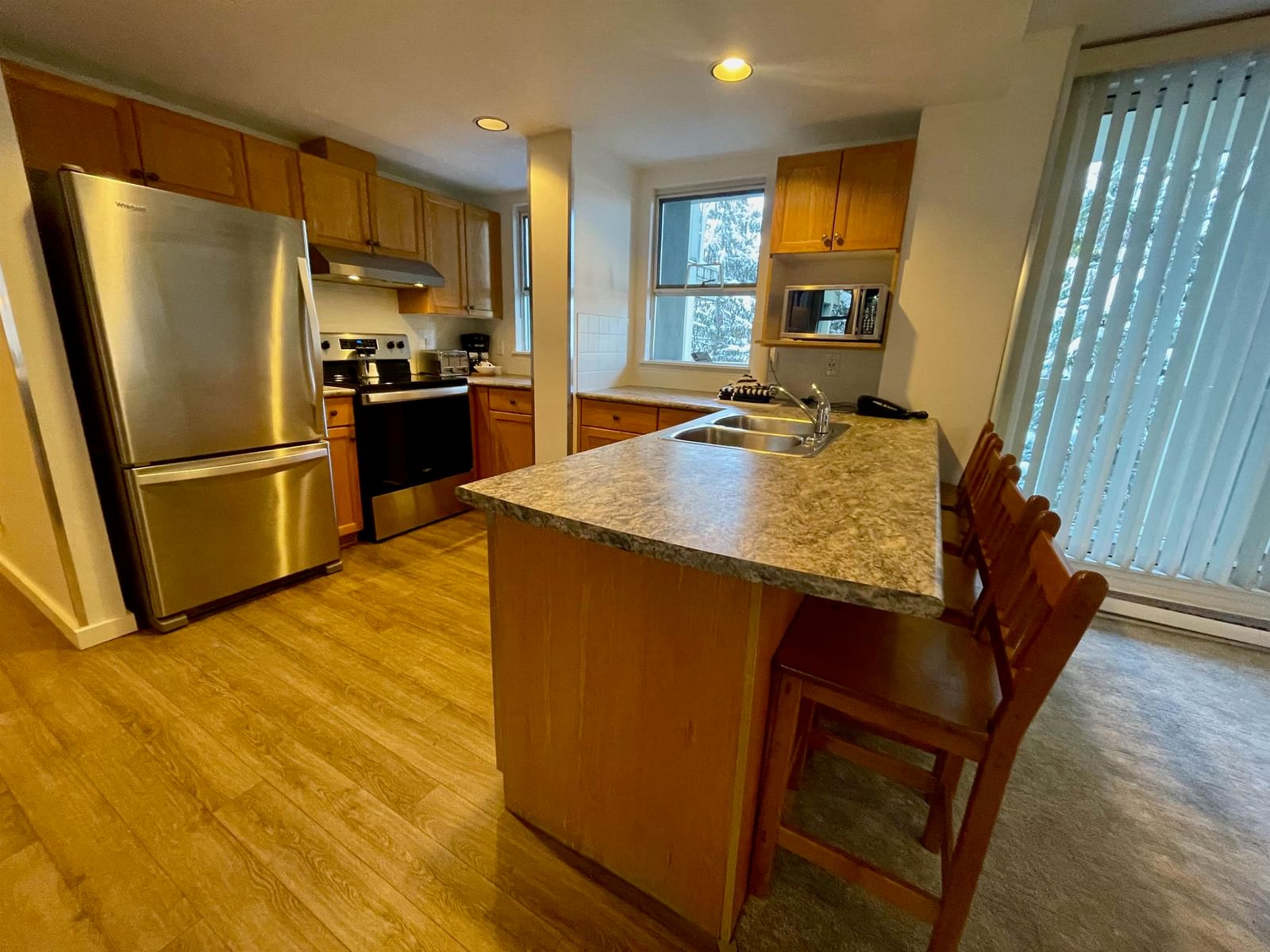 Listing Image 10