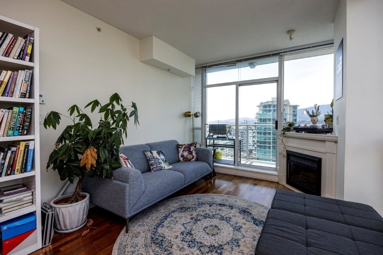 Listing Image 19