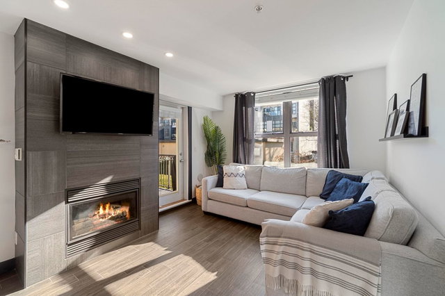 3005 - 84 Grant Street