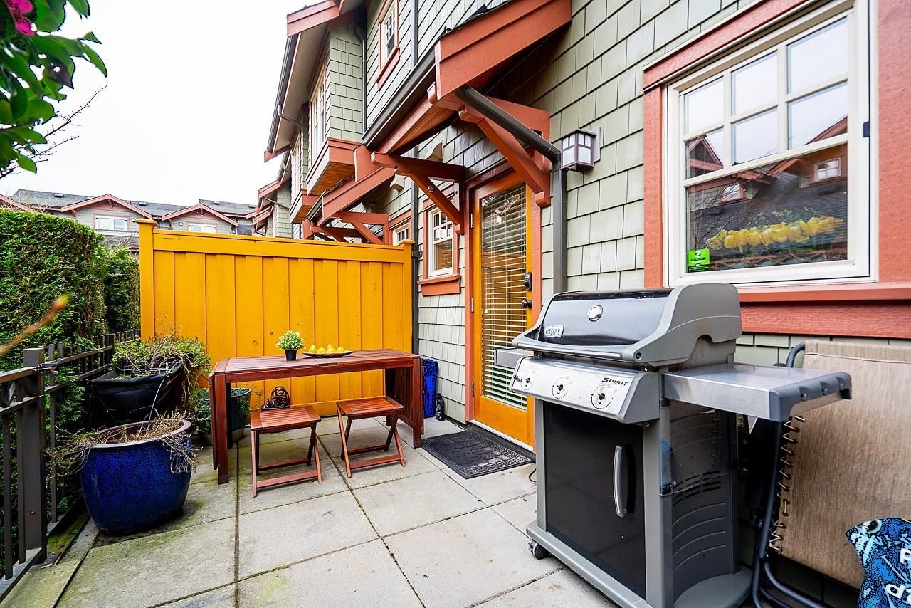 Listing Image 9