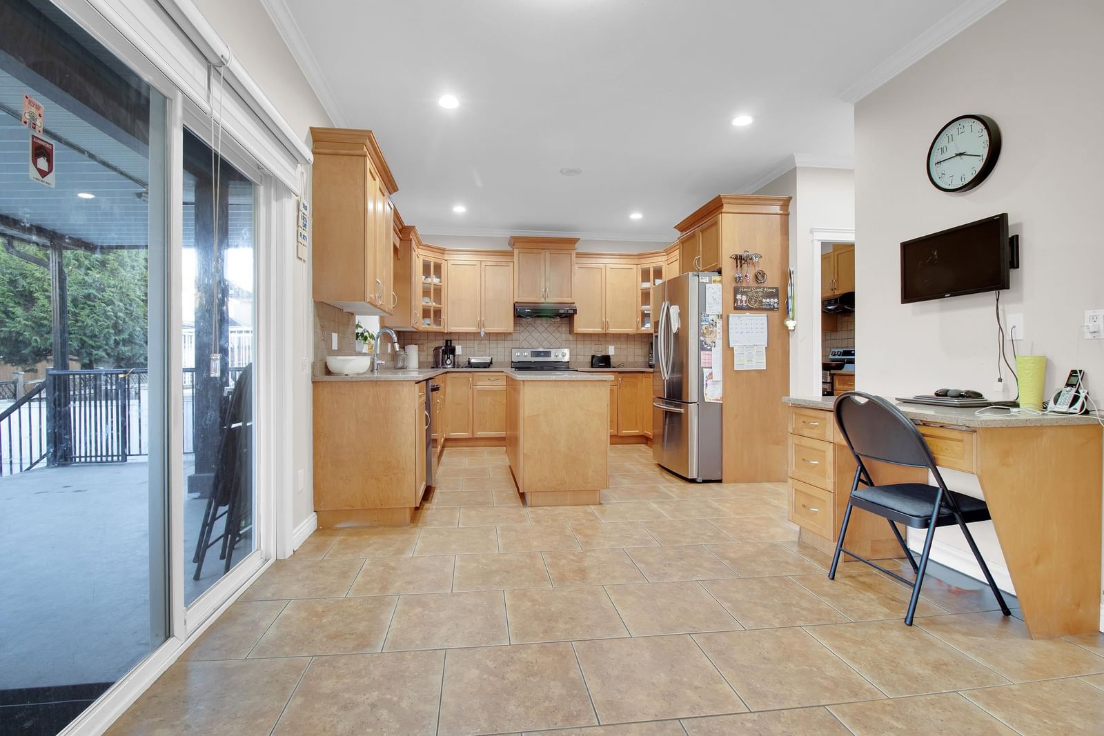 Listing Image 10