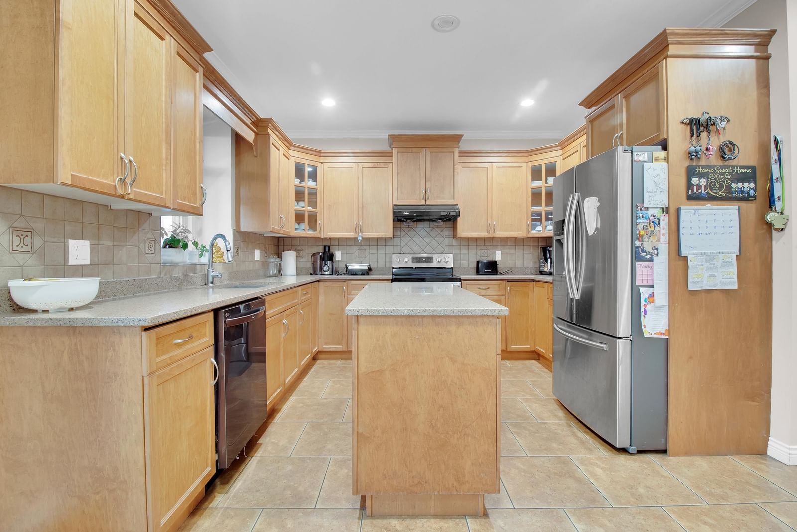 Listing Image 11