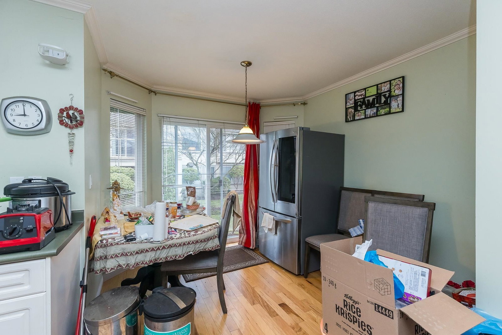 Listing Image 9