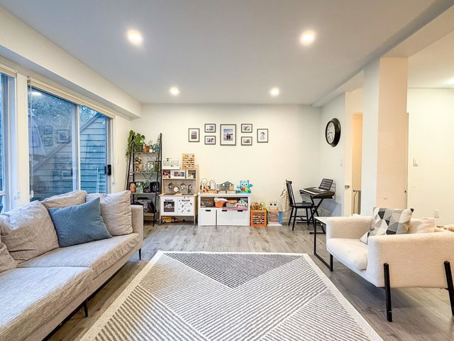 8122 Forest Grove Drive