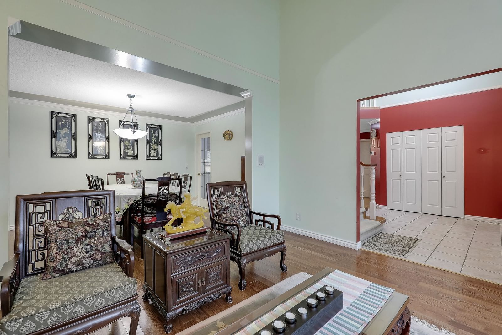 Listing Image 5