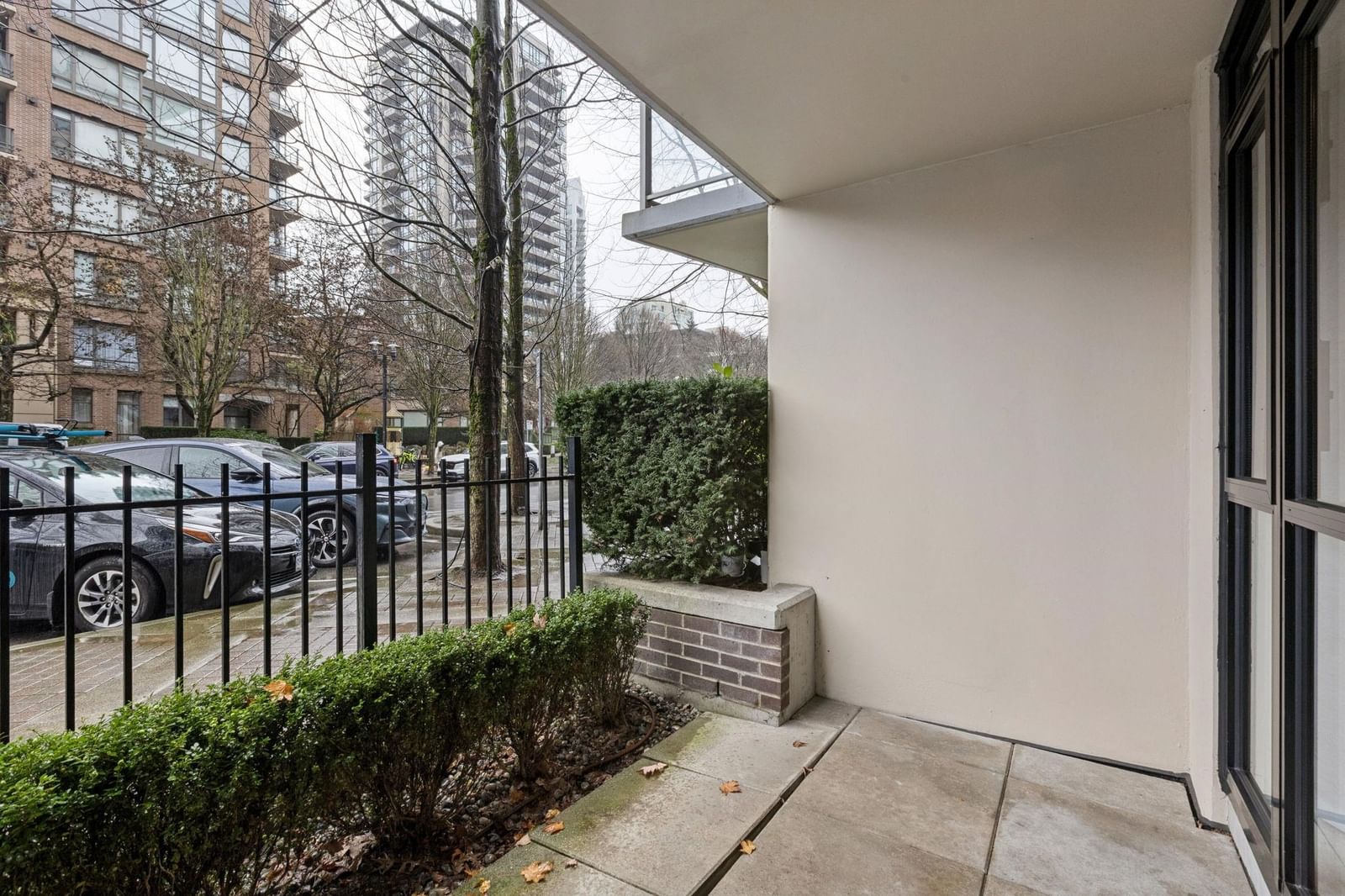Listing Image 25