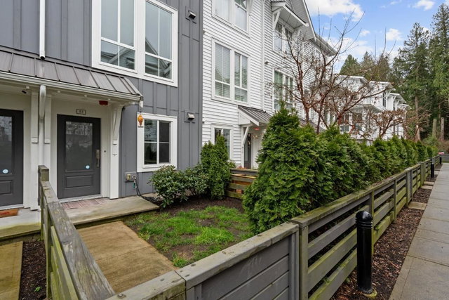 51 - 4638 Orca Way