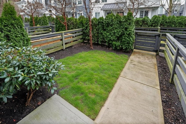 51 - 4638 Orca Way