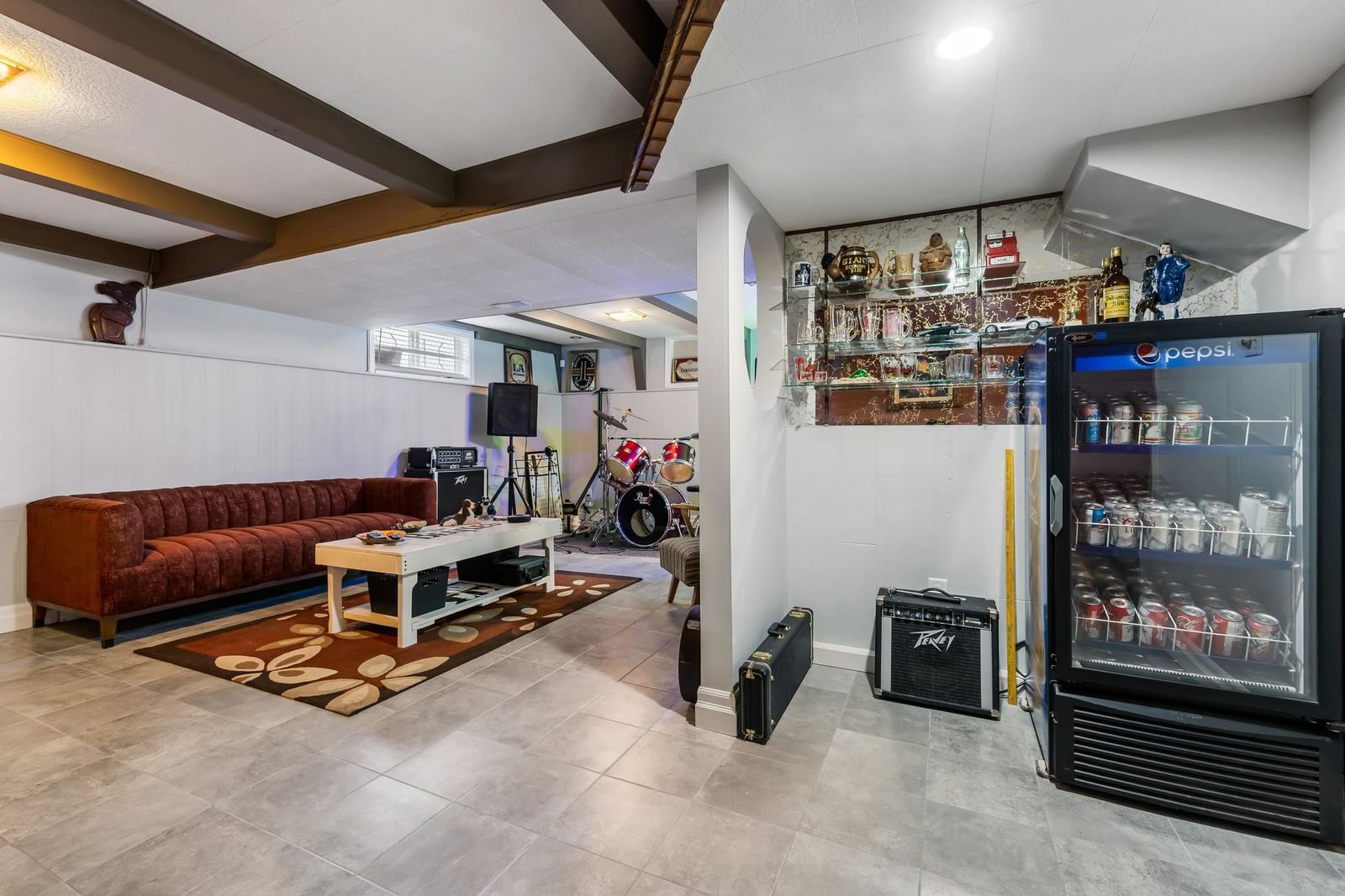 Listing Image 17