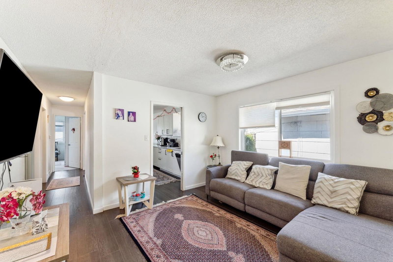 1949 Mahon Avenue, North Vancouver, V7M 2T4 | Image 3