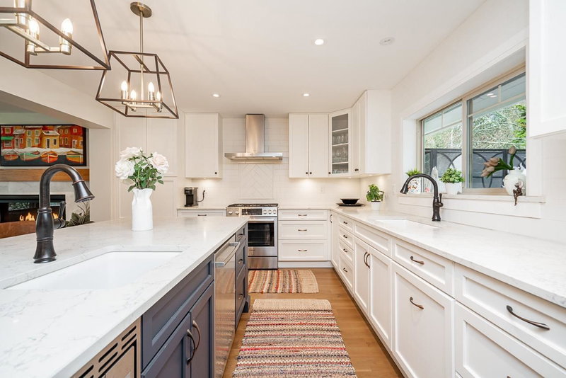 5757 Timbervalley Road, Delta, V4L 2H8 | Image 2