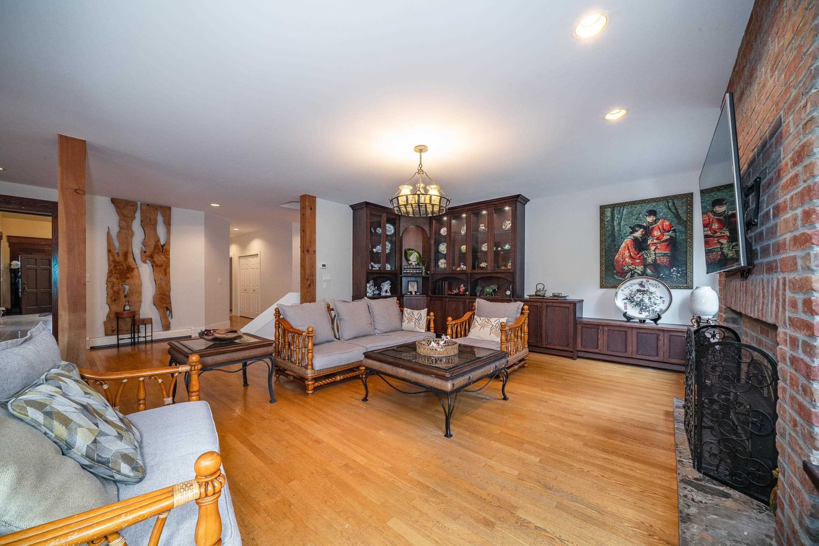 Listing Image 13