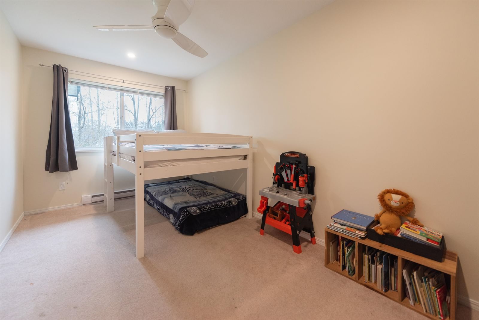 Listing Image 17
