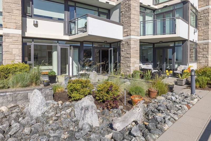 203 - 5665 Teredo Street, Sechelt, V7Z 0J2 | Image 2