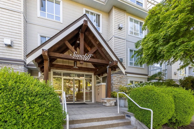 208 - 1685 152a Street