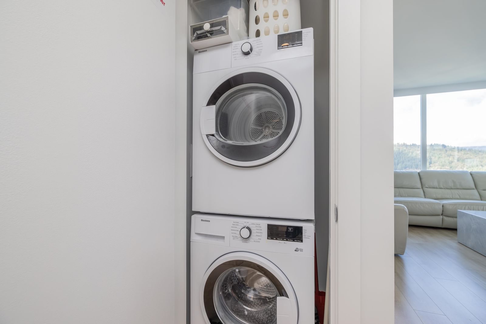 Listing Image 18