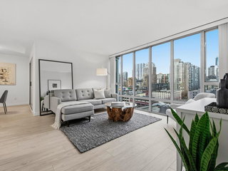 1205 - 950 Cambie Street