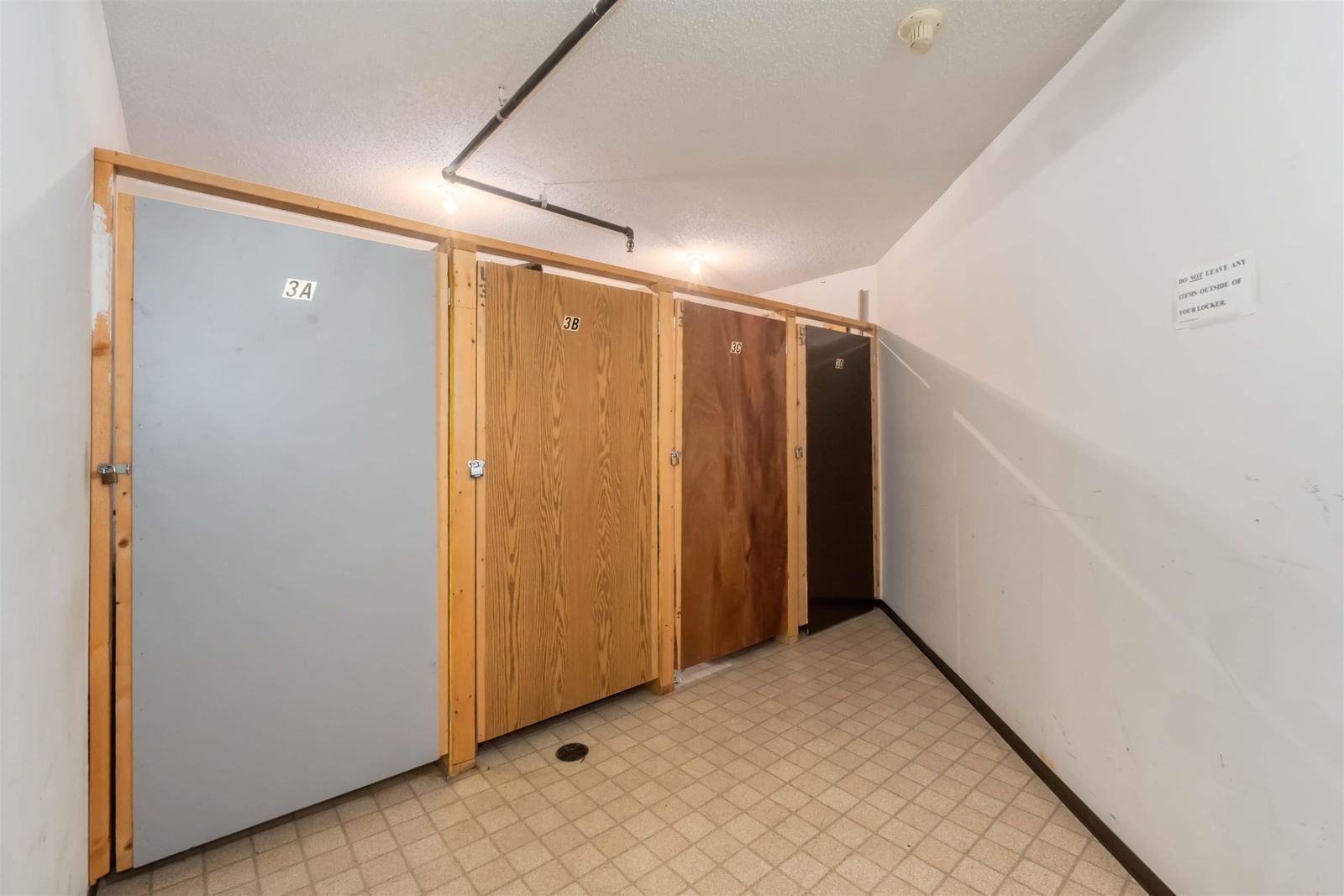 Listing Image 28
