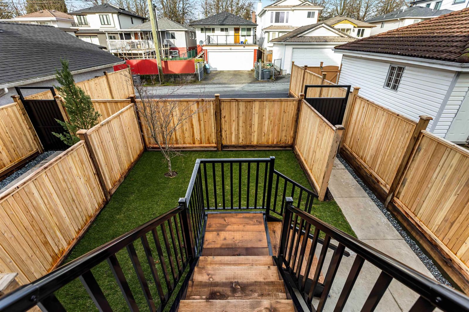 Listing Image 13