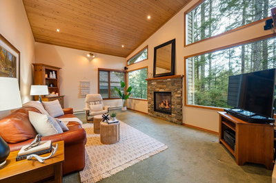 3205 Arbutus Drive | Whistler | Image