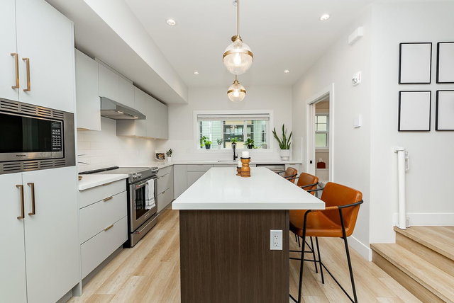 202 - 80 Elgin Street