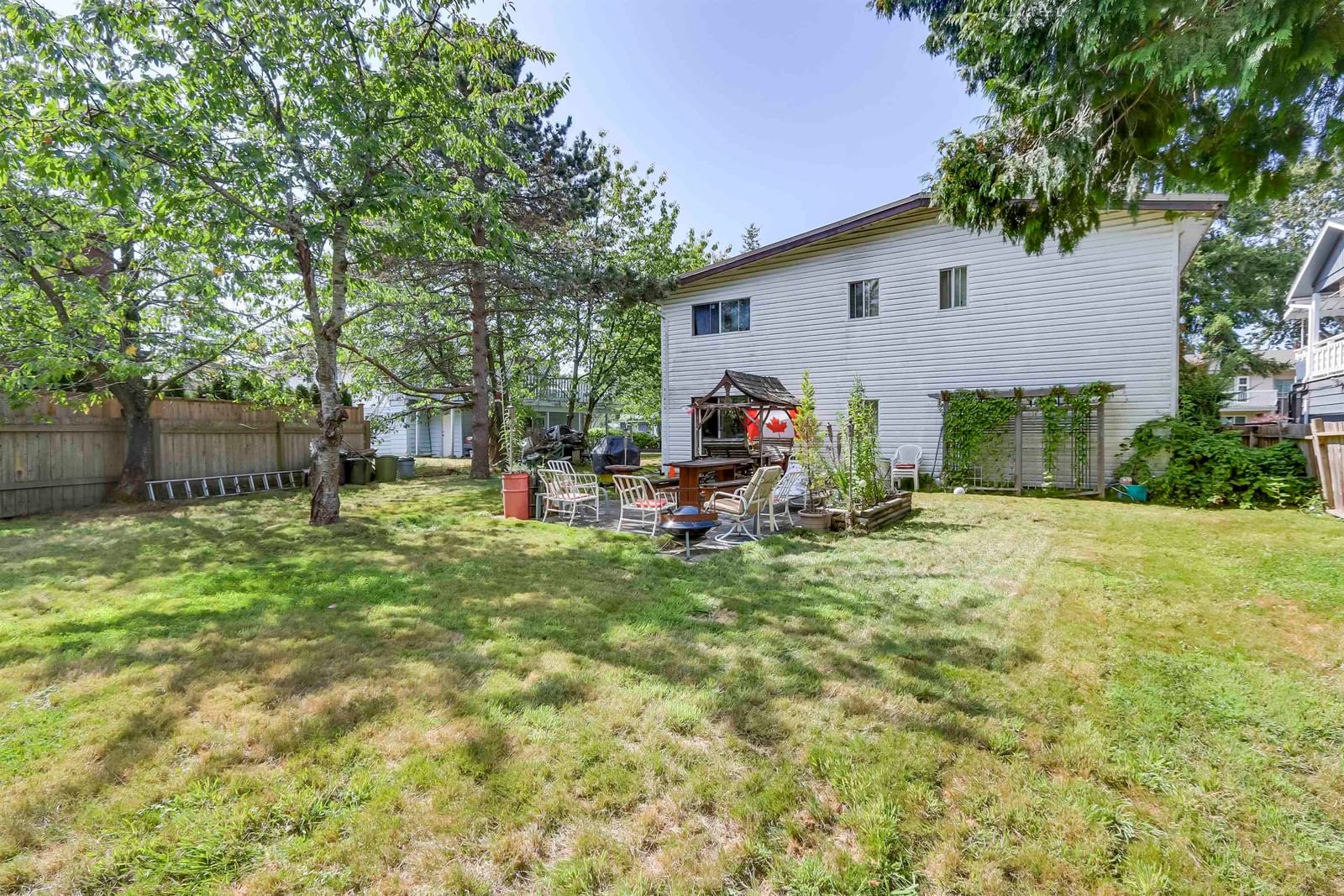 Listing Image 17