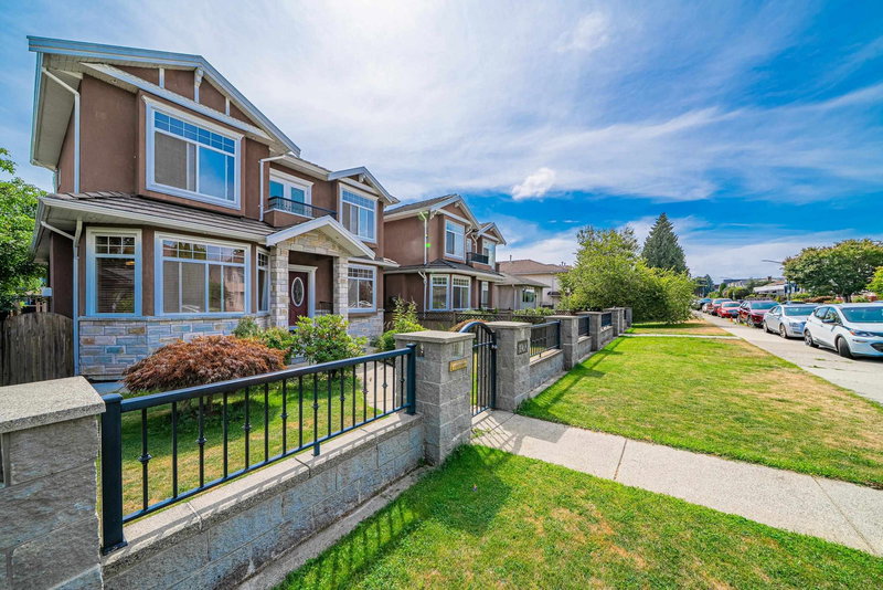 3968 Spruce Street, Burnaby, V5G 1Y1 | Image 2