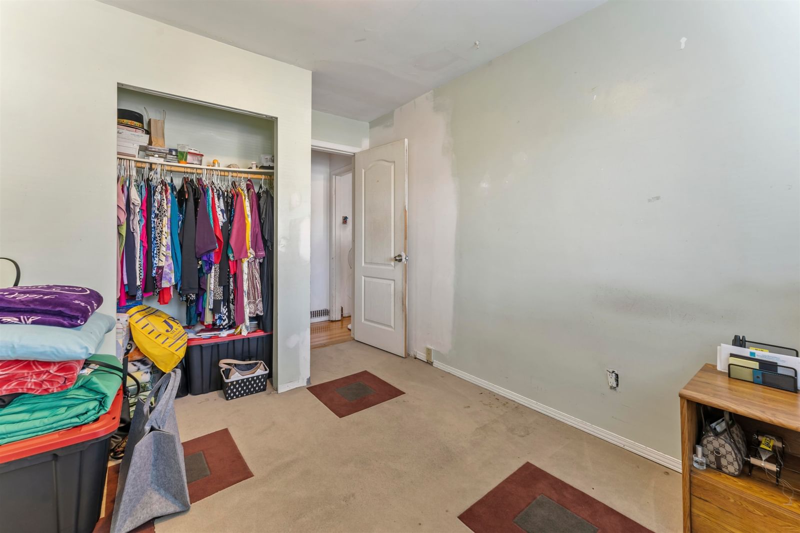 Listing Image 17