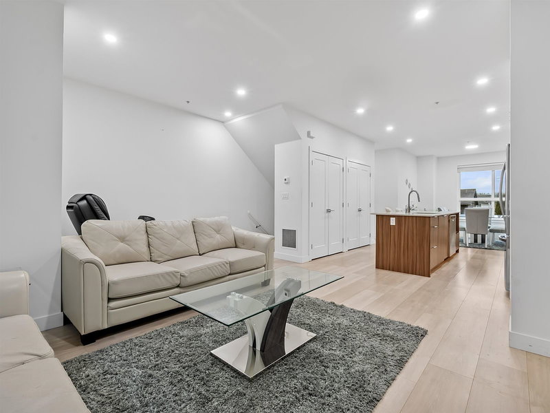 62 - 19760 55 Avenue, Langley, V3A 3W9 | Image 3